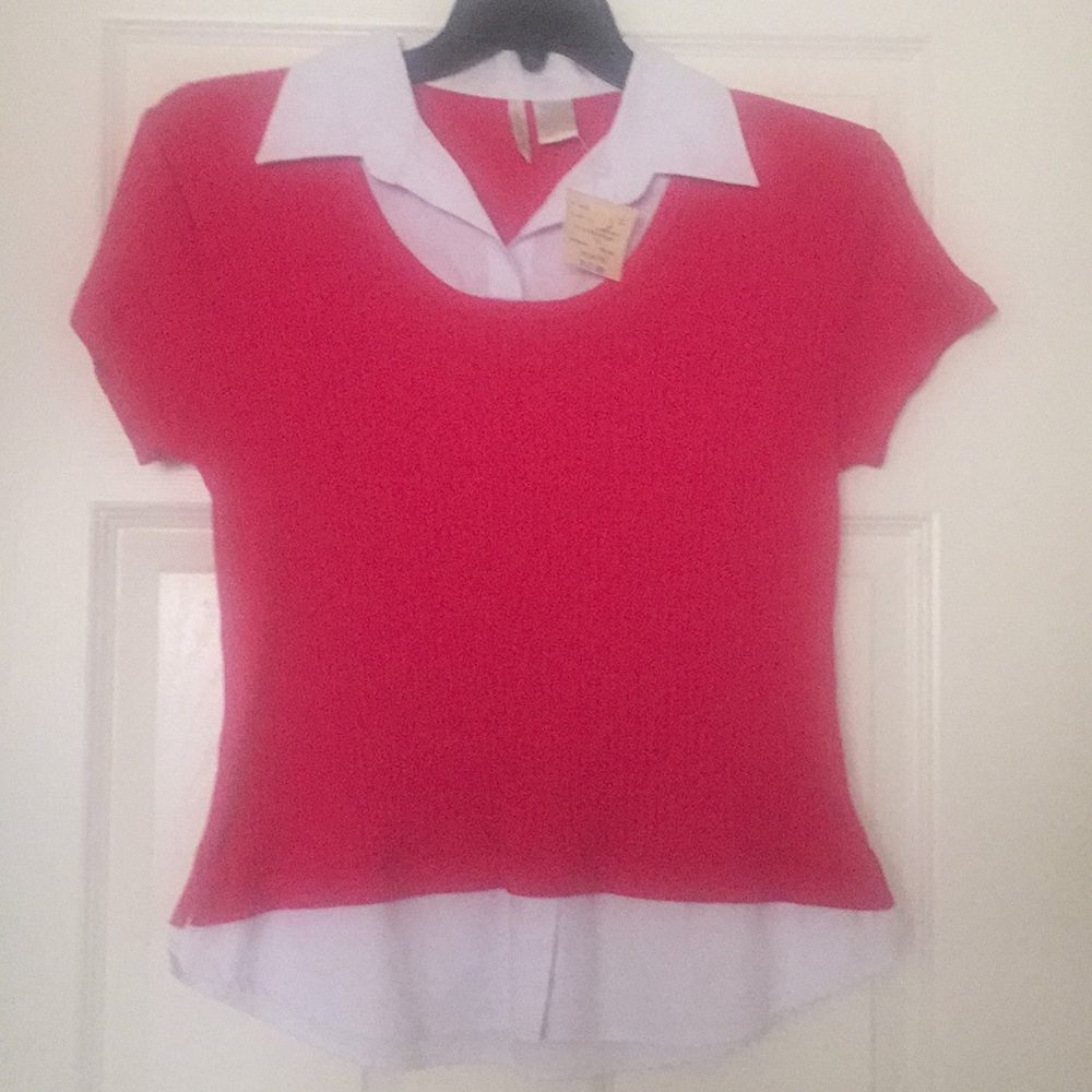 NWT - Pink and white layered look collared top